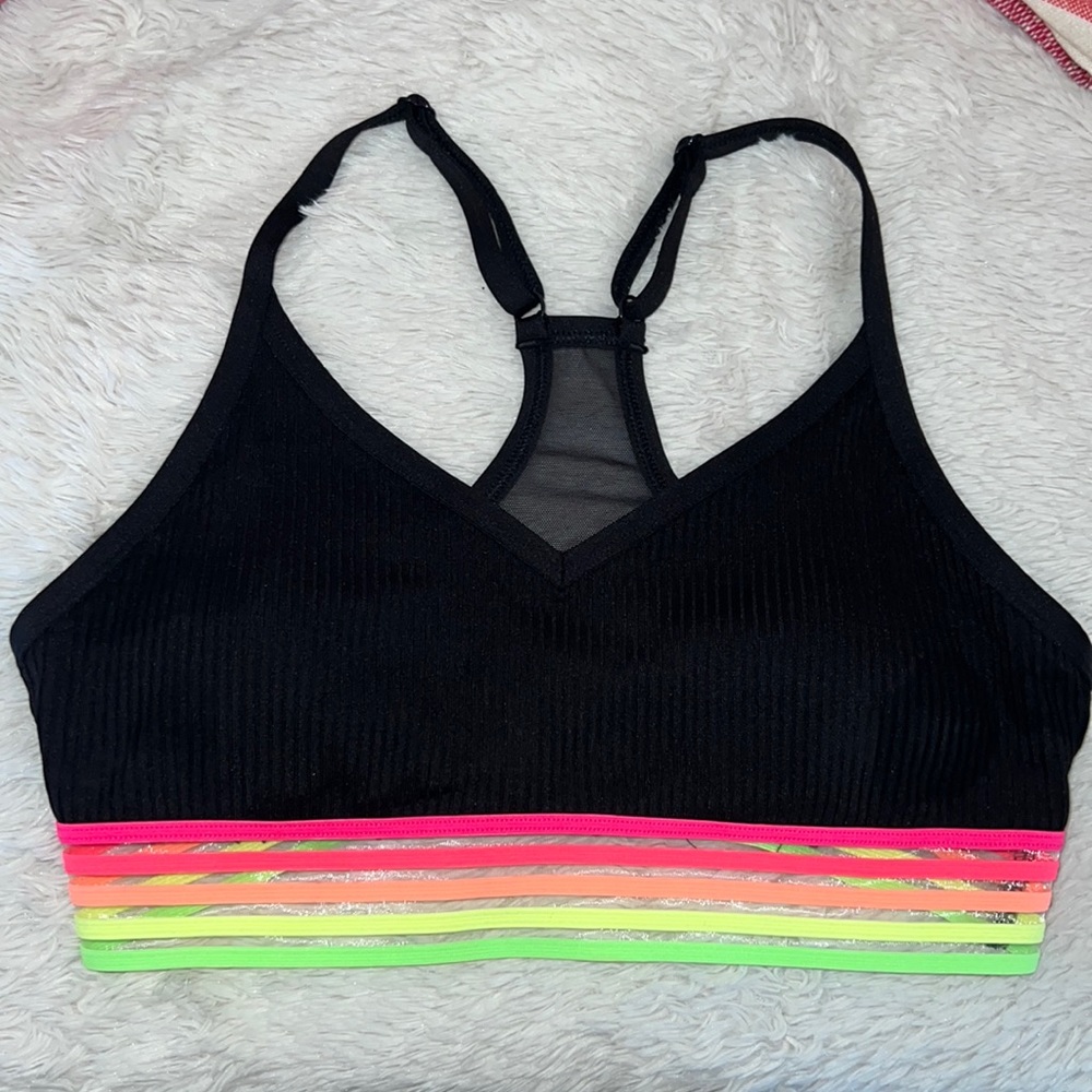PINK Victoria’s Secret Sports Bra